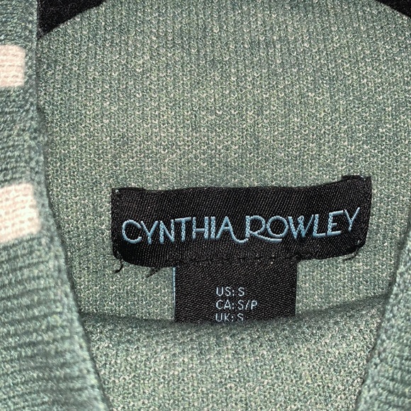 Turtleneck Sweater - Picture 2 of 4